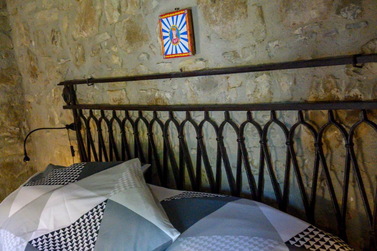 Malandrino Cottage เชฟาลู ภายนอก รูปภาพ