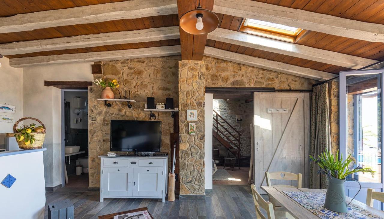 Malandrino Cottage เชฟาลู ภายนอก รูปภาพ